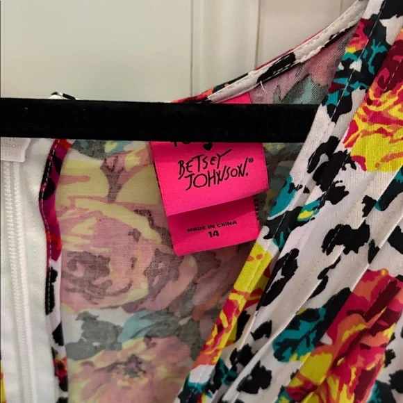 Betsey Johnson x Torrid Dress - Picture 7 of 13